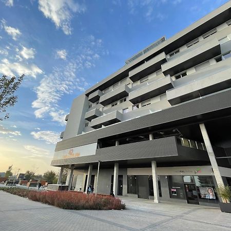 M3 Rivas Futura Apartment מראה חיצוני תמונה