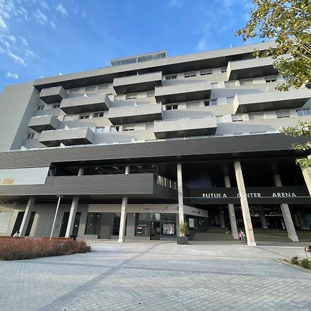 M3 Rivas Futura Apartment מראה חיצוני תמונה